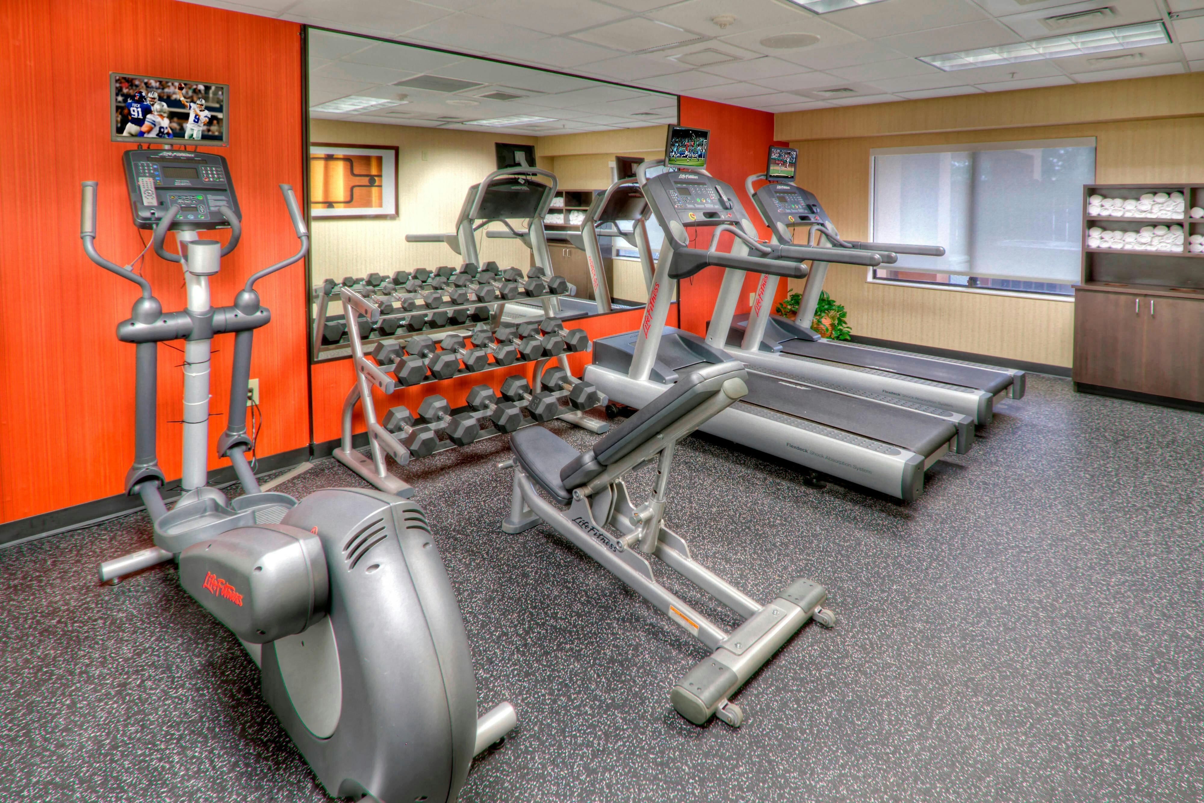 Courtyard by Marriott Burlington 8/19