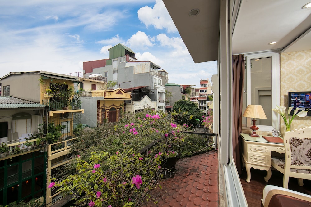 Sunshine 2 Hotel 4/54