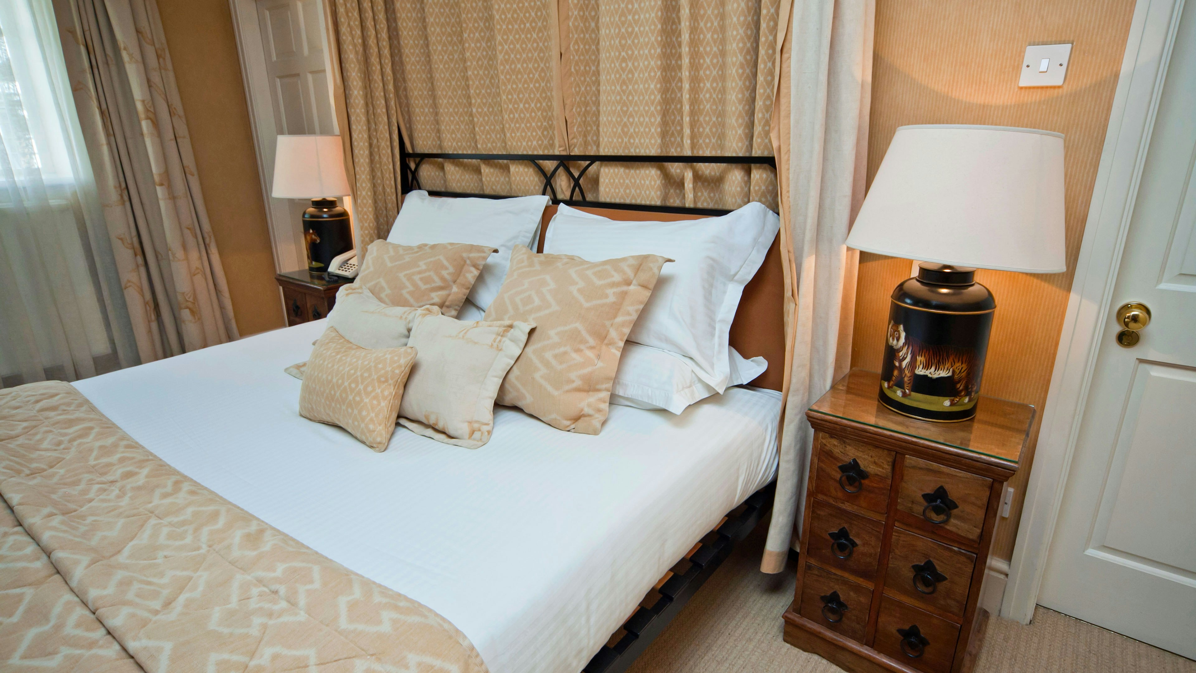 Rowton Hall Country House Hotel And Spa 28/73