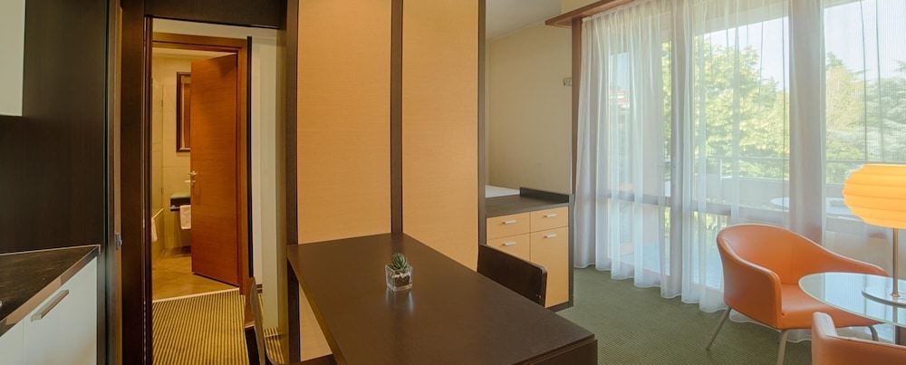 NH Milano 2 Residence 43/45