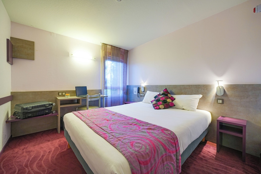 Brit Hotel Le Mans Nord Les Evens 13/36