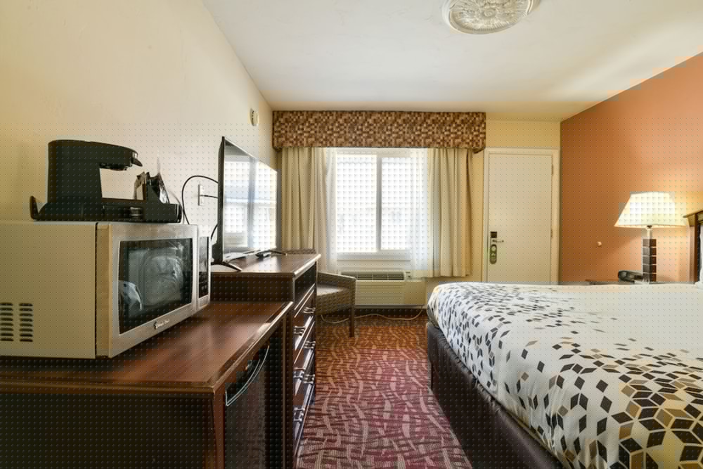 Inca Inn 12/57
