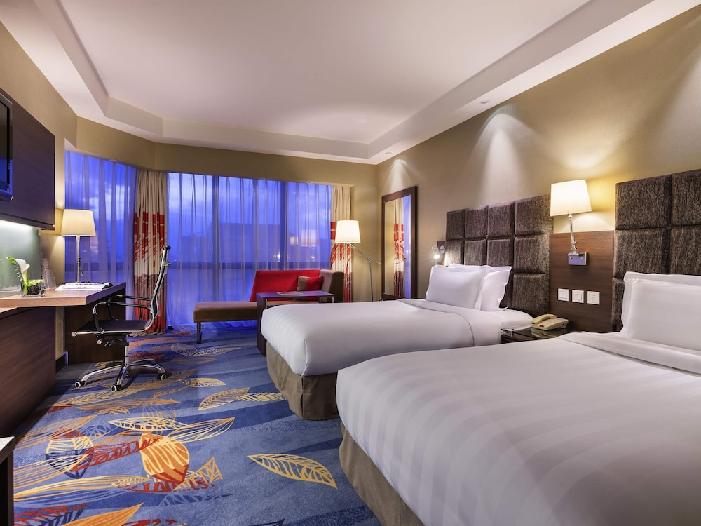 DELUXE TWIN BED