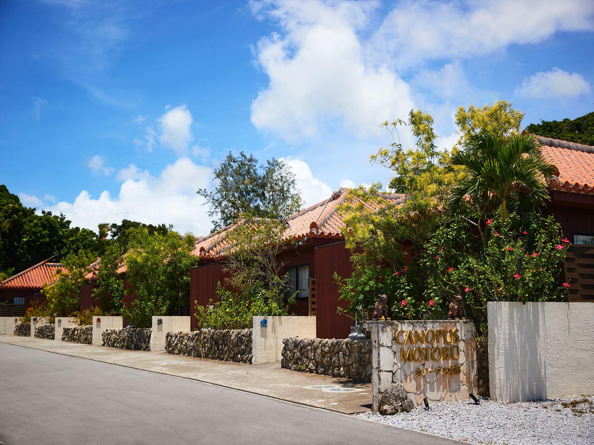 Semi Western, Style, Cottage