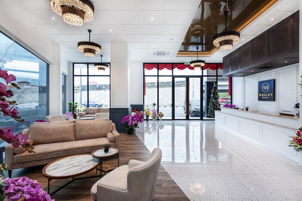 Wesley Hotel 26/34