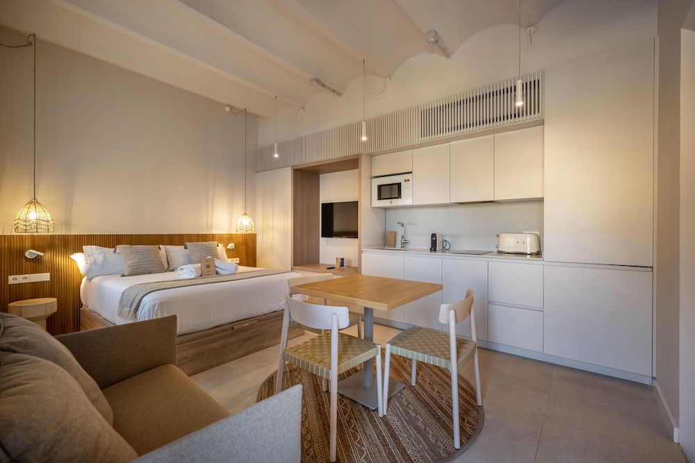 Talaia Plaza Ecoresort 8/48