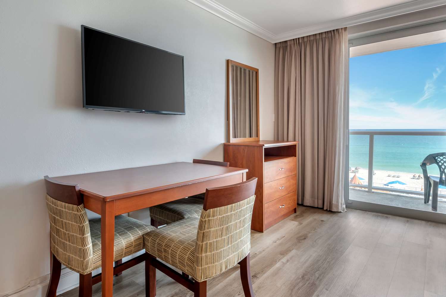 Ramada Plaza by Wyndham Marco Polo Beach Resort 51/67