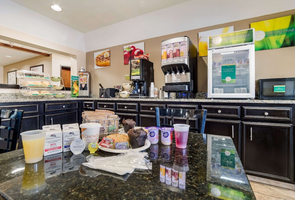 Quality Inn & Suites Augusta Fort Gordon Area 30/44