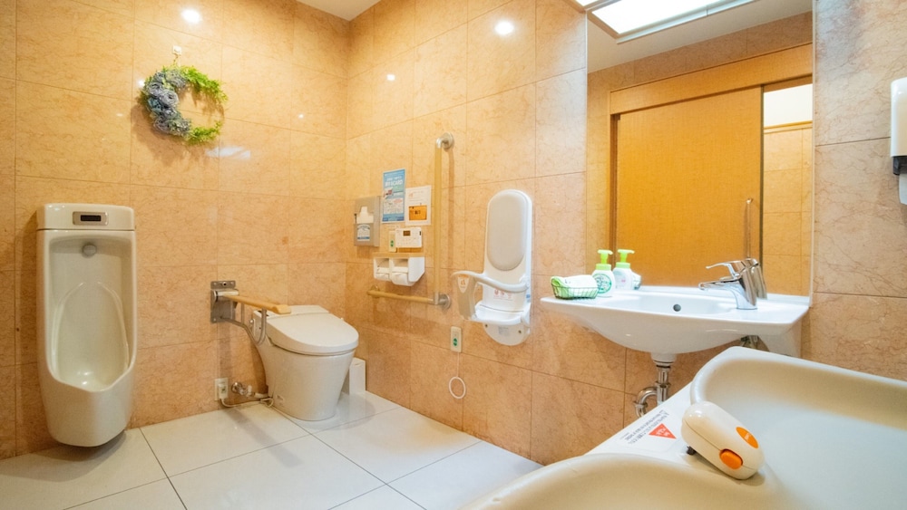 Toyoko Inn Okhotsk Abashiri Ekimae 50/55