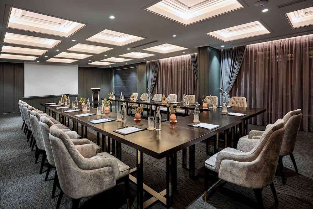 Peridot Grand Luxury Boutique Hotel 39/50