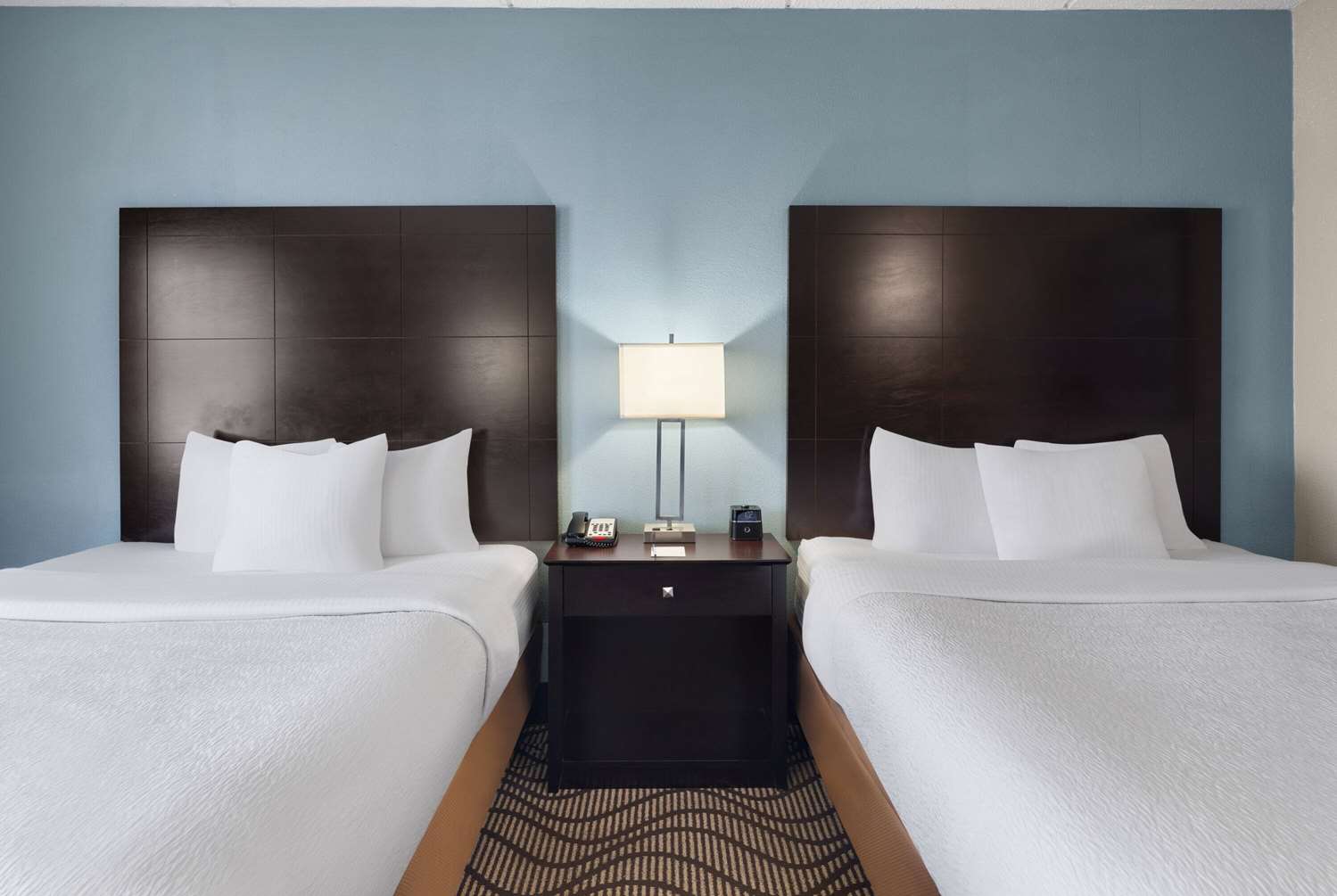La Quinta Inn & Suites by Wyndham Knoxville Airport 13/47