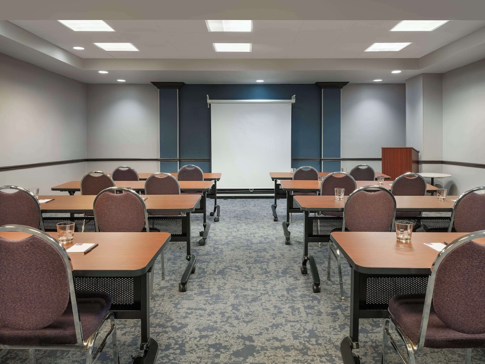 Hyatt Place Lakeland Center 53/63