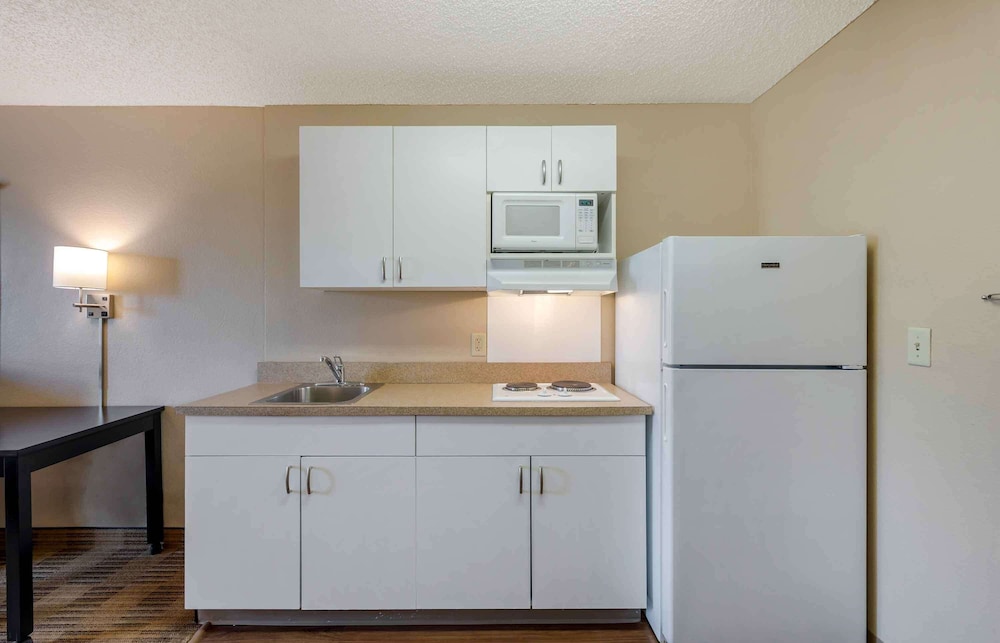 Extended Stay America Piscataway - Rutgers University 8/52