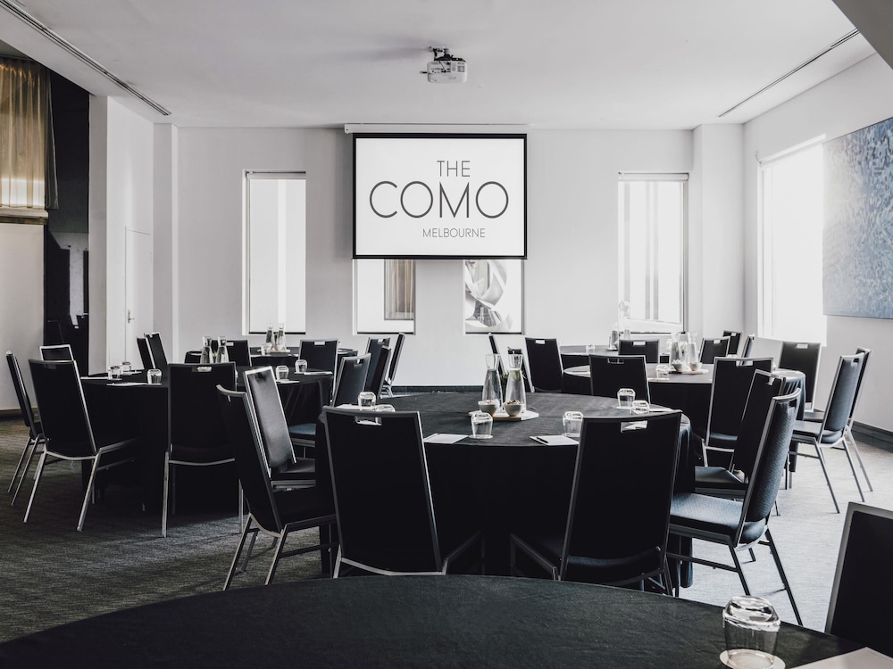 The Como Melbourne 62/74