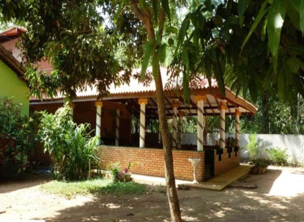 Regina Holiday Home 18/20