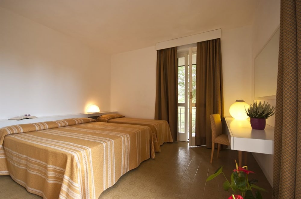 Residence Golfo Della Lacona 16/62