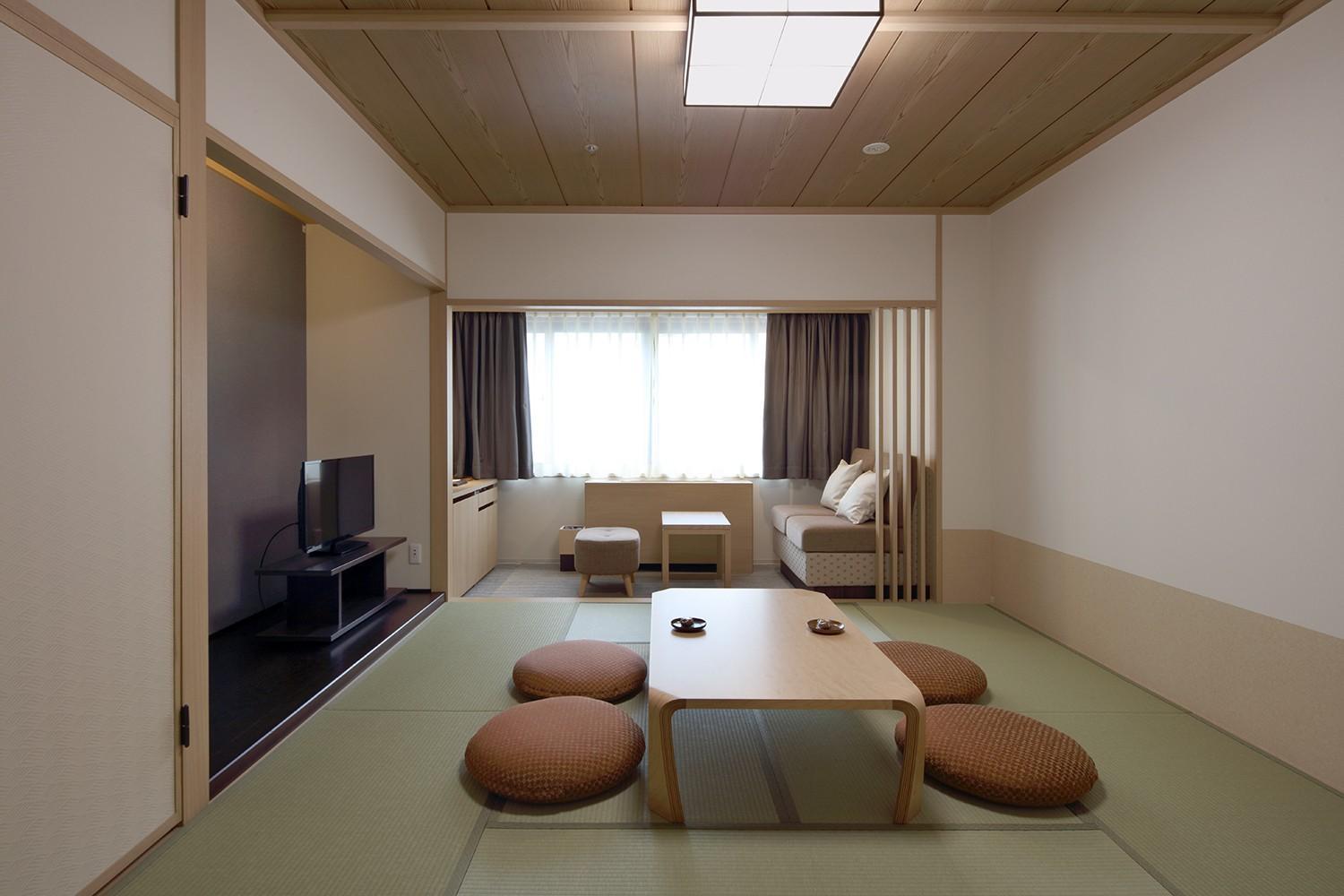 Japanese, Superior, Futon Bed, East Wing
