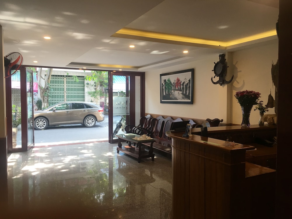 Phuong Quang Hotel 14/19