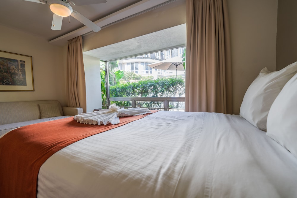 Room, 2 Double Beds, HOTEL SAN CARLOS 3/10