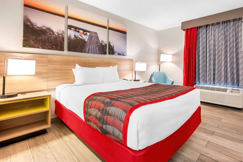 غرفة بسرير كوين، Days Inn by Wyndham Hoover Birmingham 3/10