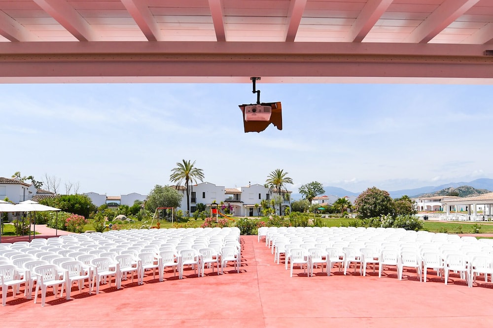 Marina Torre Navarrese Resort 2/43