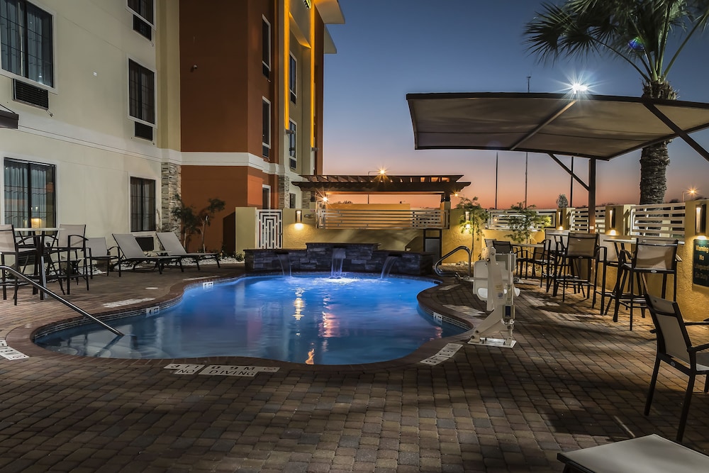Comfort Inn Edinburg South Texas 44/46