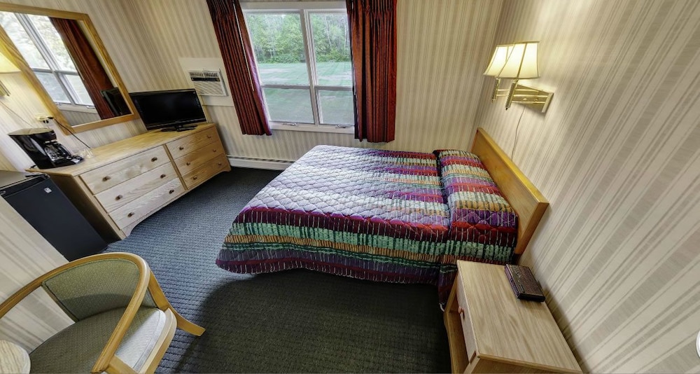 Stowe Motel Snowdrift 31/65