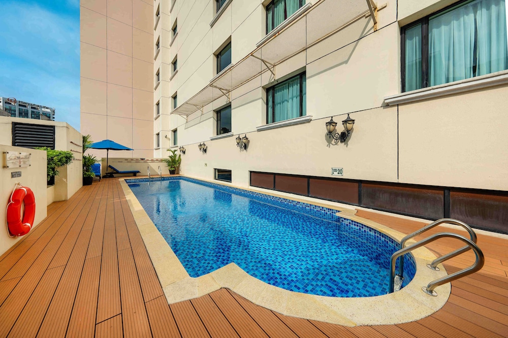 Saigon Prince Hotel 68/71