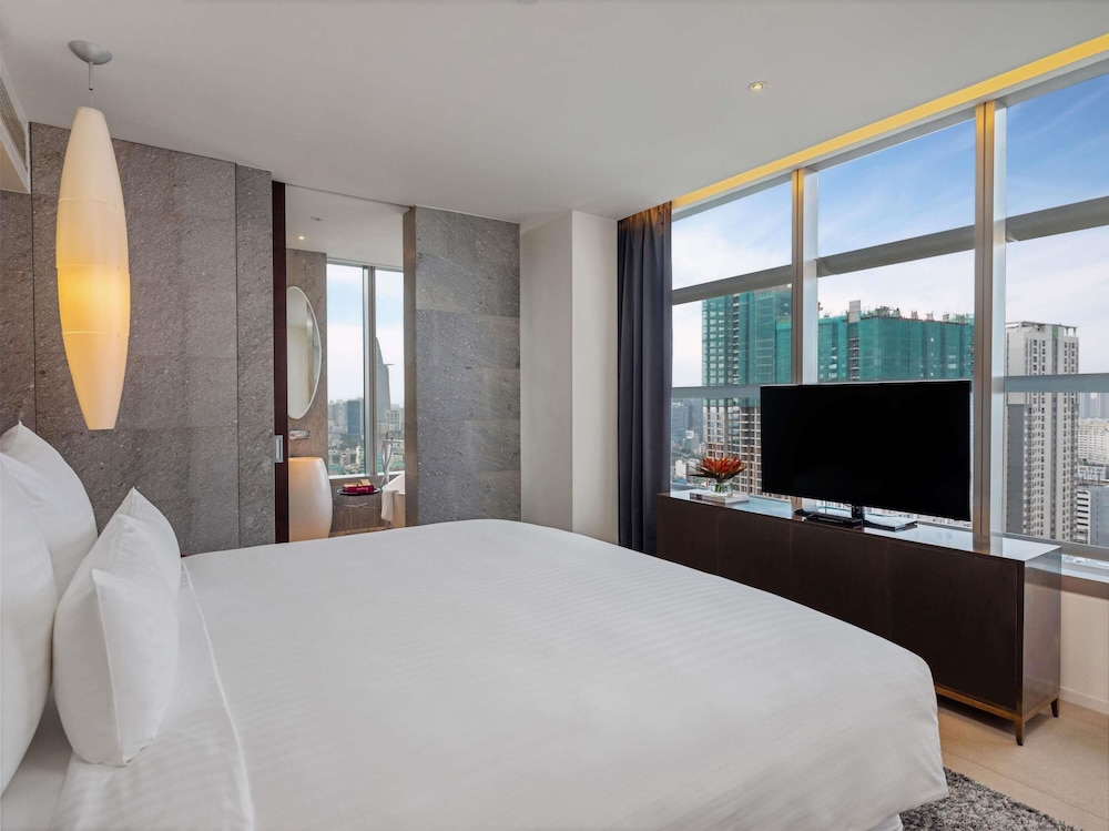 Pullman Saigon Centre 20/69