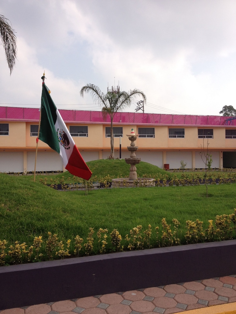 Hotel Villas 7 6/50