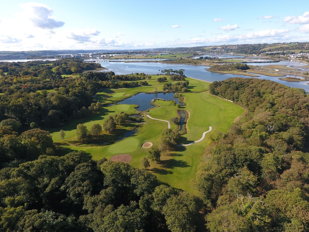Fota Island Hotel And Spa 60/70