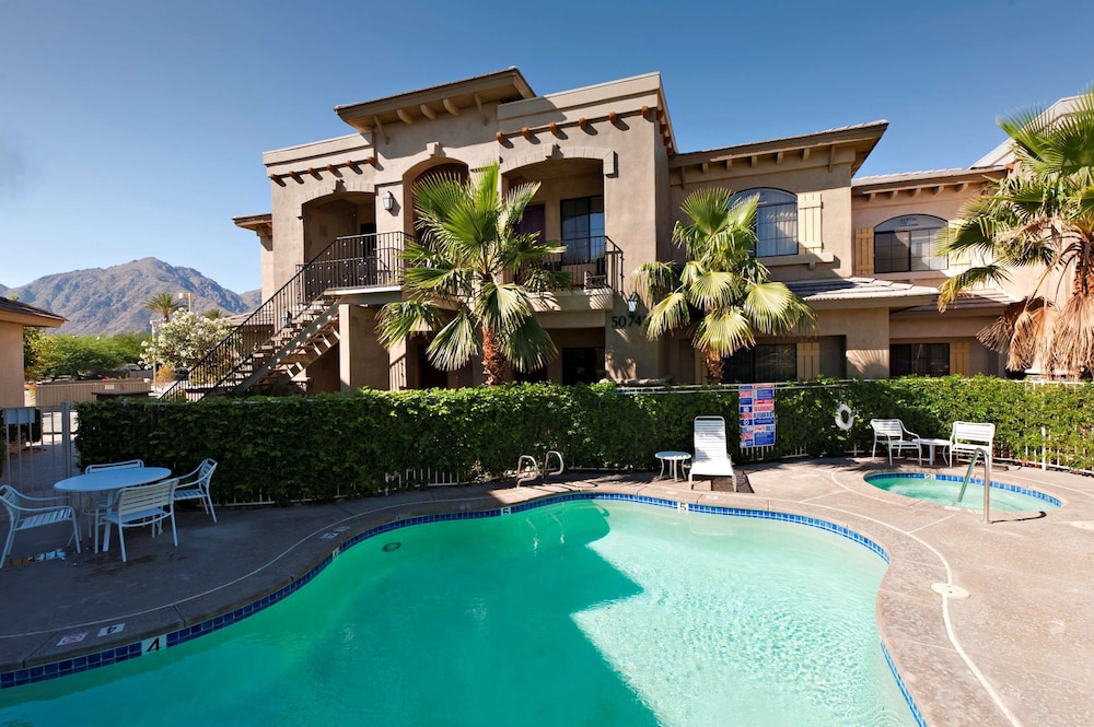 Embassy Suites La Quinta & Spa 1/85