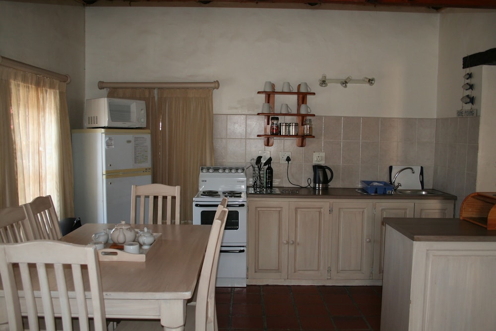 Baywatch Villa Guest House And Self Catering Accommodation 34/50