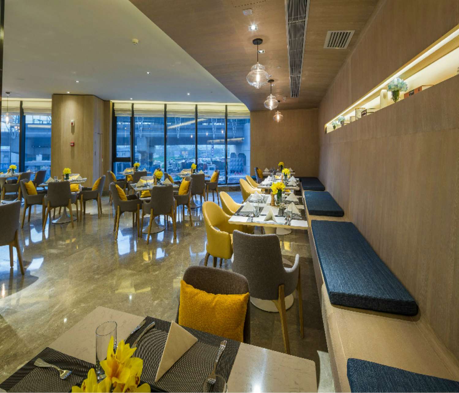restaurant cafeteria