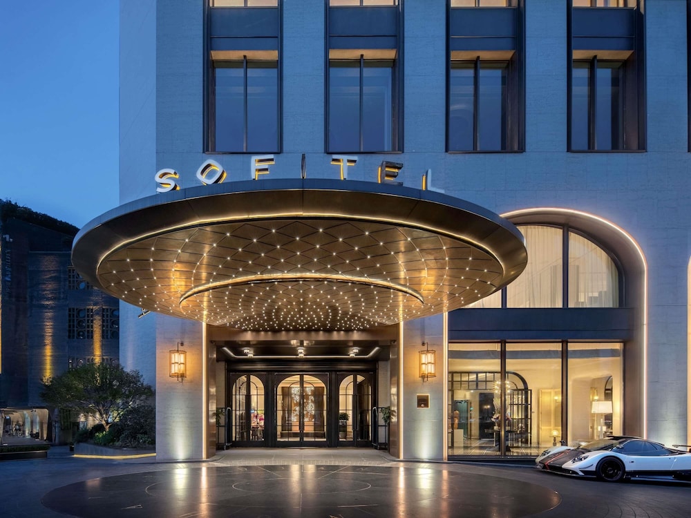 Sofitel Shanghai North Bund in SHANGHAI