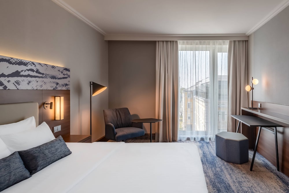 Courtyard By Marriott Linz 11/55