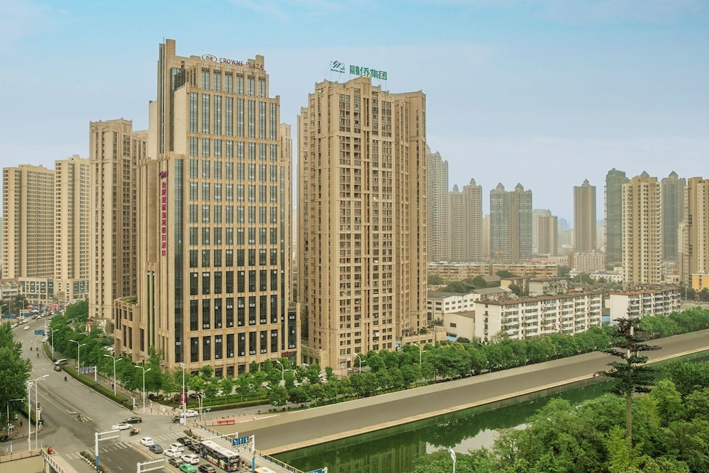 Crowne Plaza Hefei Rongqiao 2/50