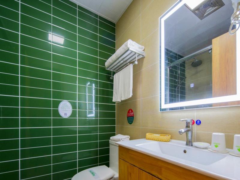 Greentree Inn Tianjin Xiqing Development Zone Renrenle Square Express Hotel 32/33