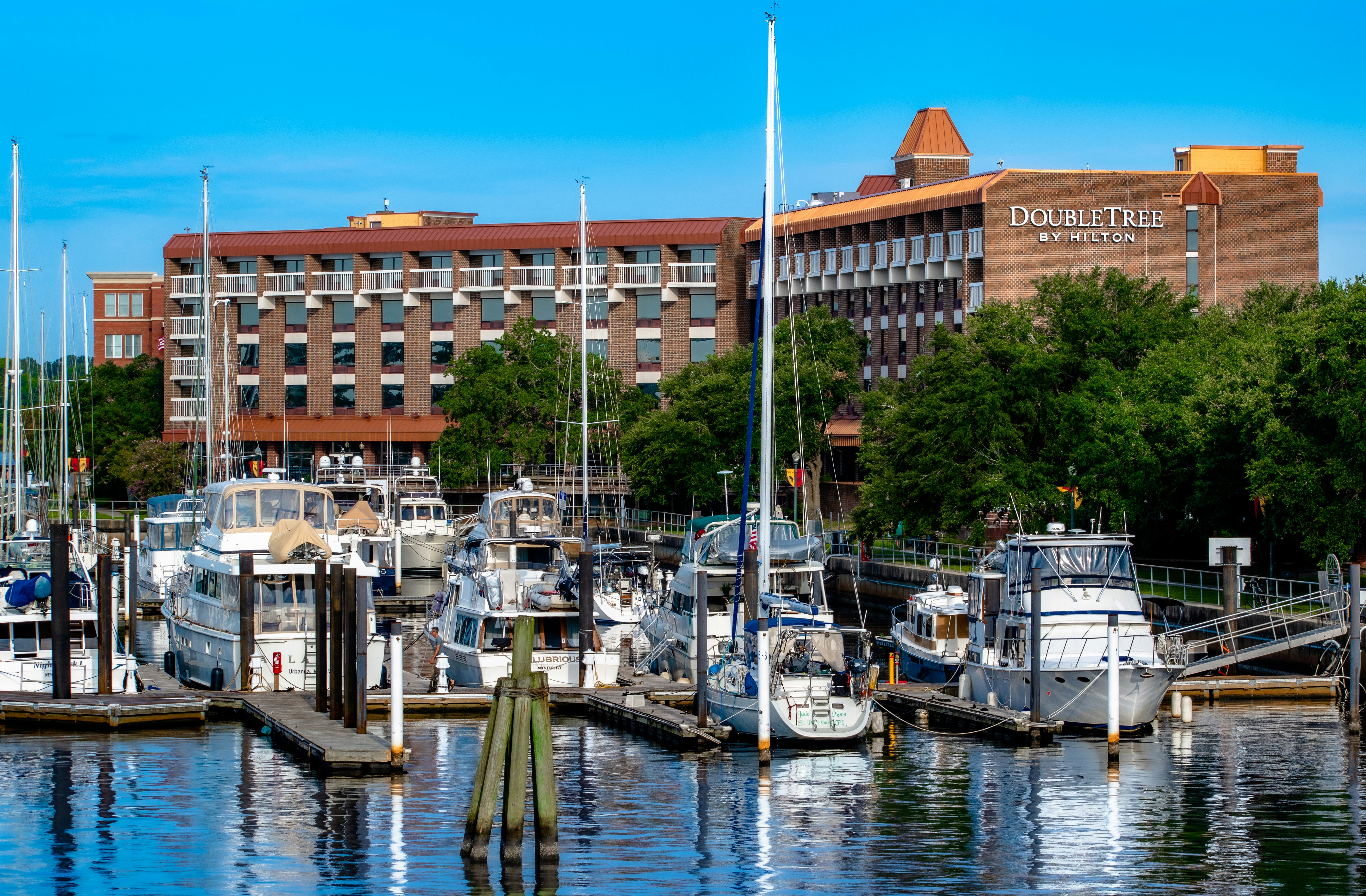 DoubleTree by Hilton Hotel New Bern Riverfront 49/52