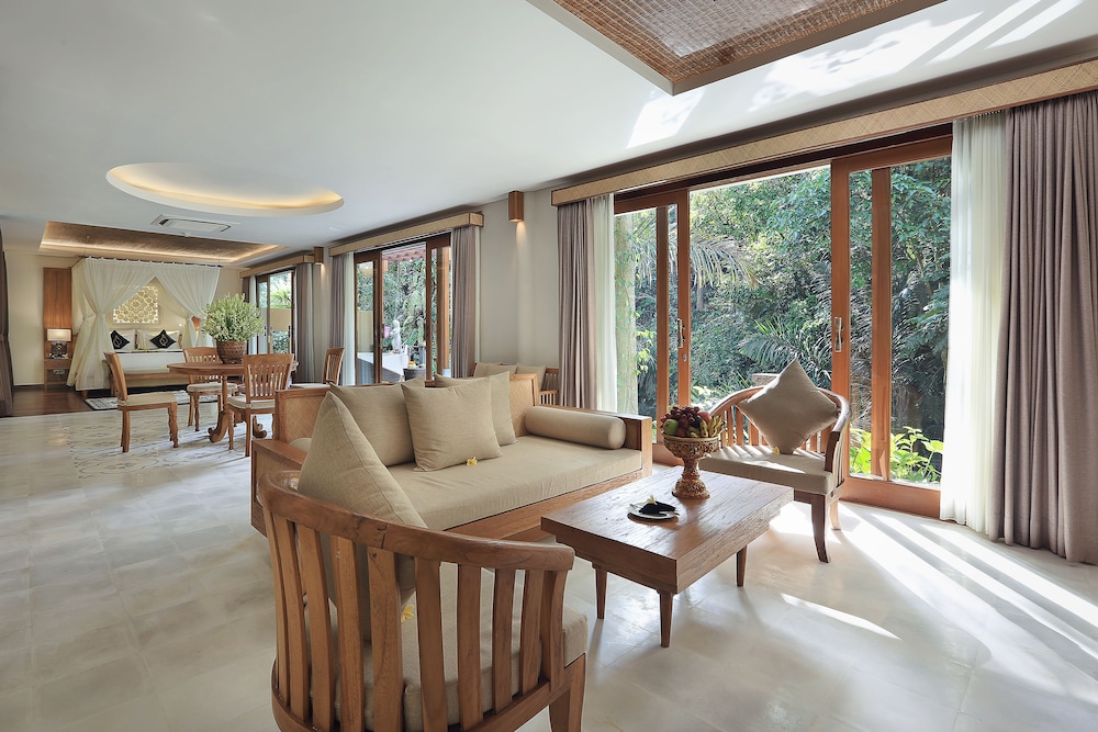 The Sankara Suites & Villas 37/73