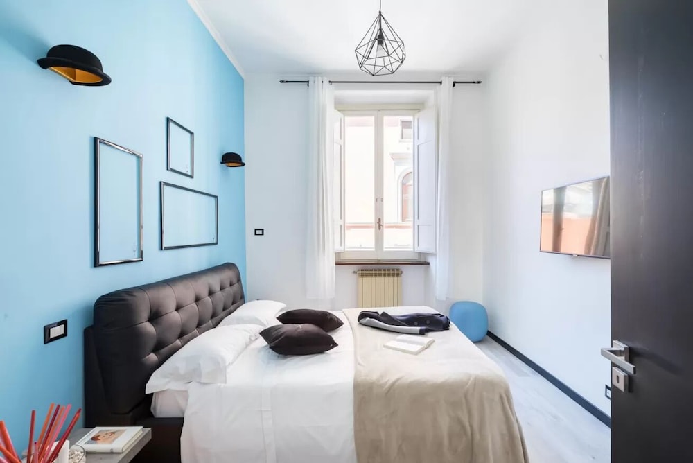World, Apartment, 3 Queen Beds, Sofa