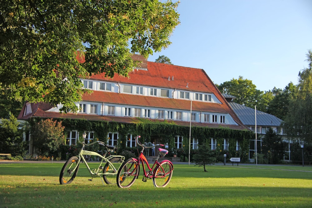 Hotel Dollnsee-Schorfheide 61/67