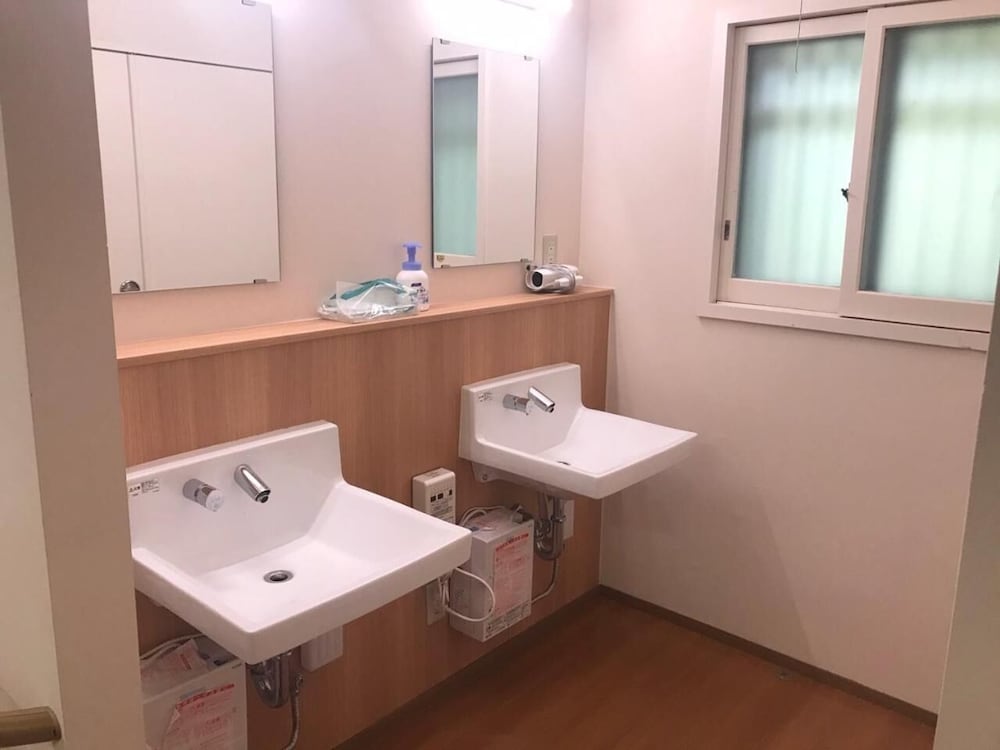 Hotel Daisen Shirogane 55/60