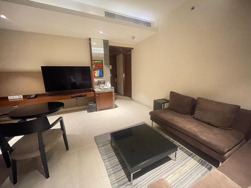 Anya Gurgaon 44/74