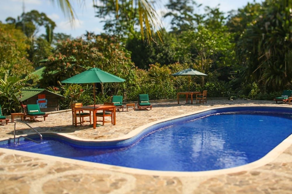 THE LODGE AT PICO BONITO 70/76