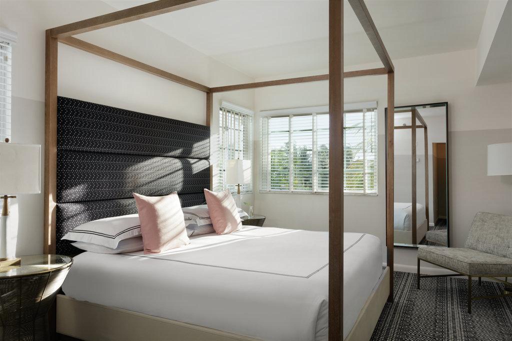 Suite, King Bed, Ocean Front