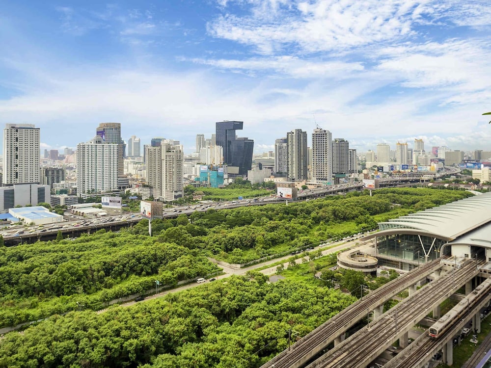 Mercure Bangkok Makkasan 75/79