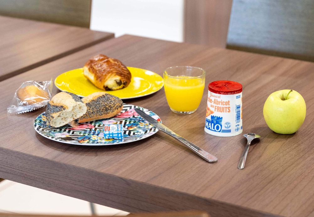 B&B Hotel Saint Jean de Luz 42/64