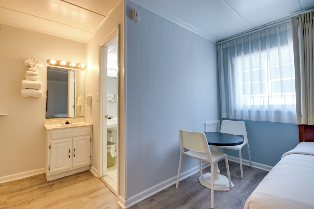 Rideau Motor Inn 44/44