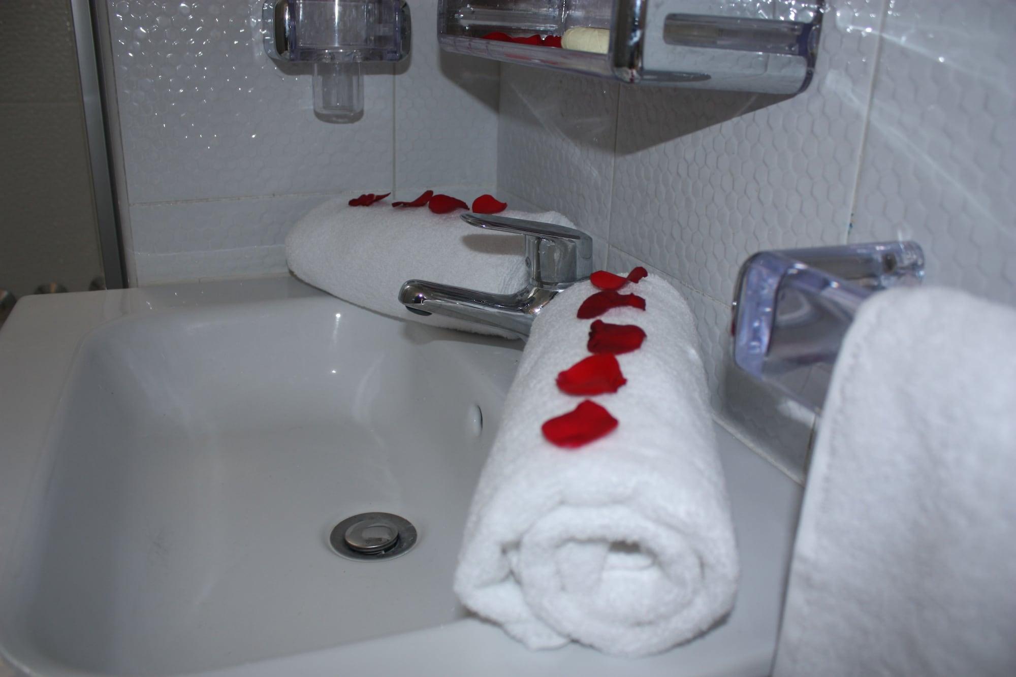 La Place Hotel 26/43
